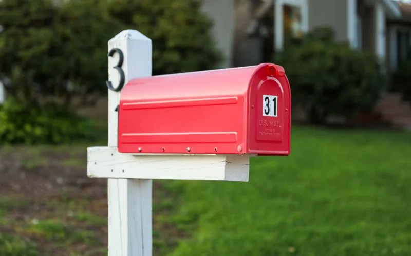 Mailbox lock problems